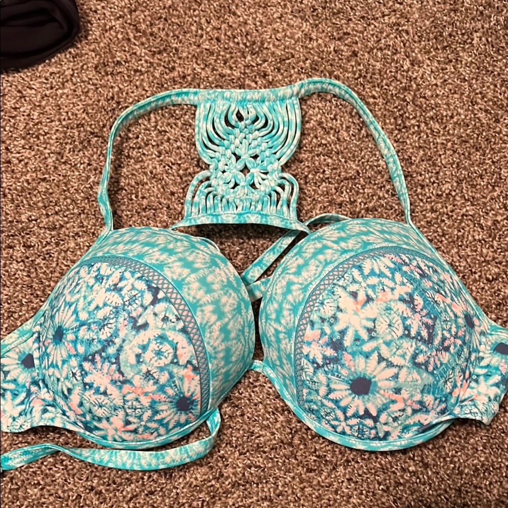 Shade & Shore Turquoise and White Bikini Top